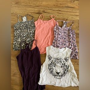 Tank top bundle size small